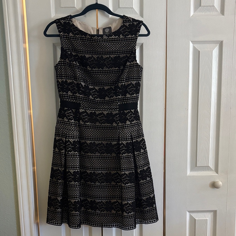 Vince Camuto Black and Cream Patterned Midi Dress